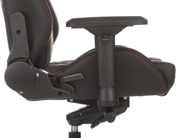 Кресло игровое Knight Titan