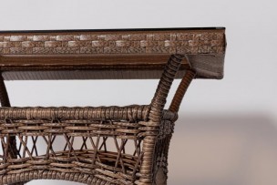 Стол для дачи уличный FM-2001, 850*850 коричневый