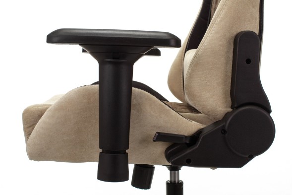 Кресло игровое Zombie VIKING 7 KNIGHT Fabric